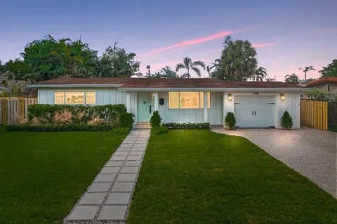 2448 NE 9th Street Pompano Beach FL 33062