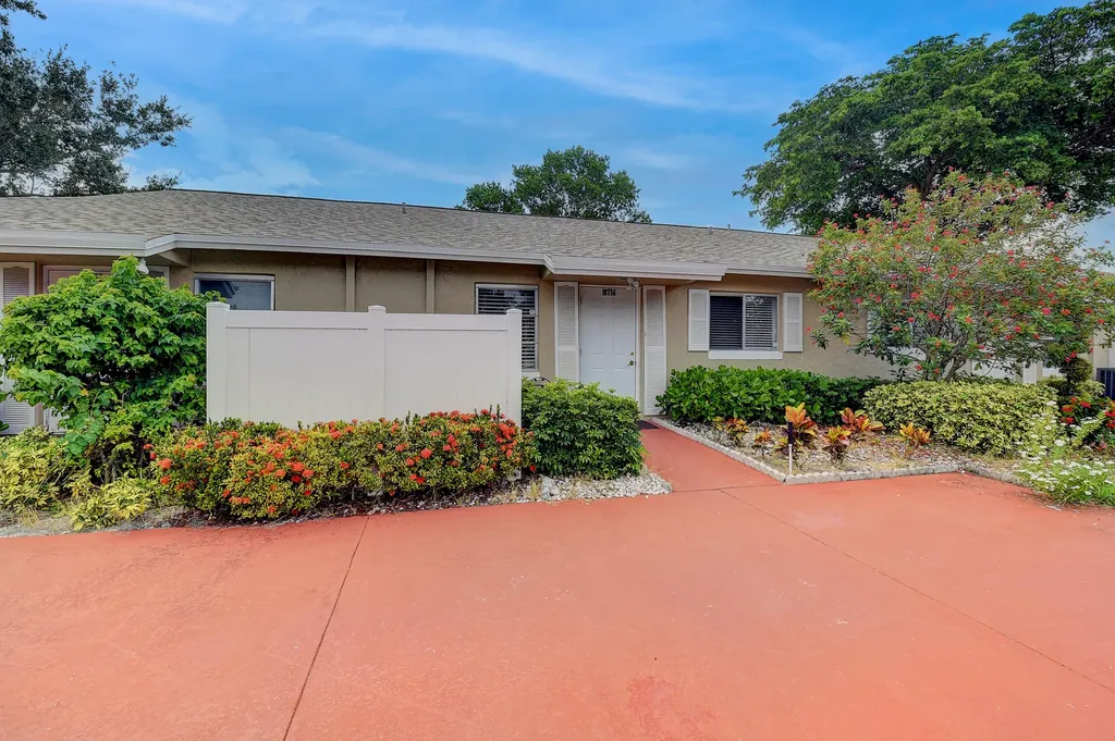 18756 Schooner Drive Boca Raton FL 33496