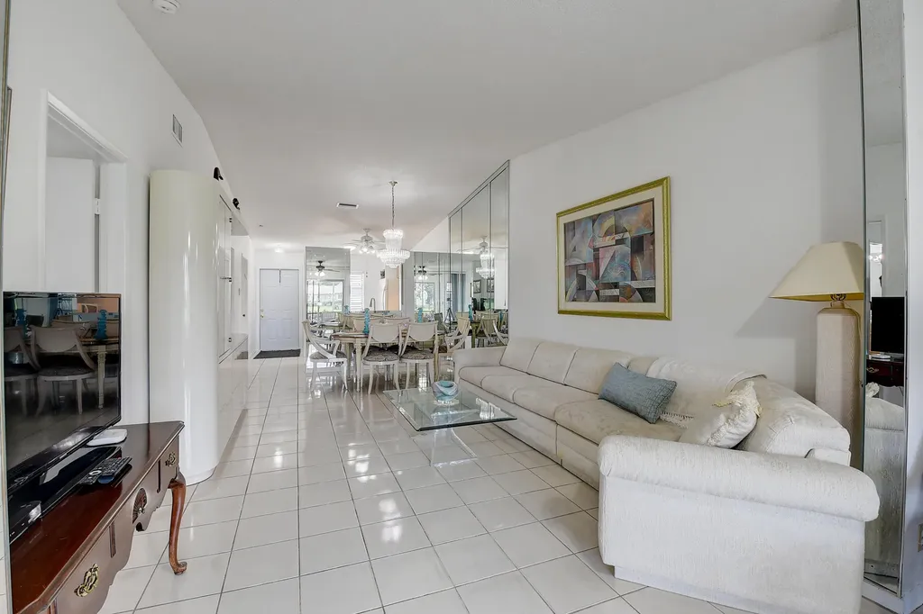 18756 Schooner Drive Boca Raton FL 33496