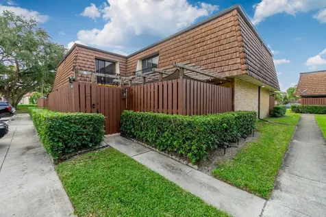1201 12th Lane Greenacres FL 33463