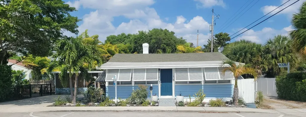 214 2nd Avenue N Lake Worth Beach FL 33460