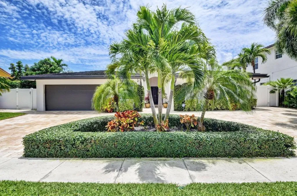 784 NE 71st Street Boca Raton FL 33487