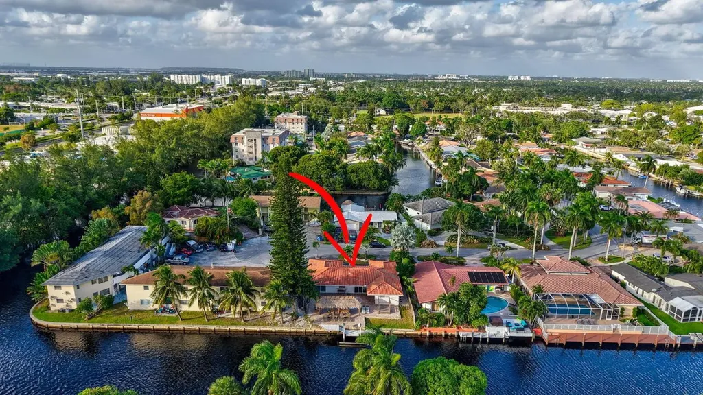 5820 NE 14th Road Fort Lauderdale FL 33334