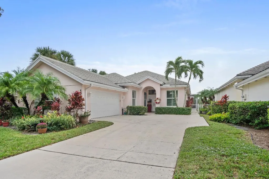 5034 SE Inkwood Way Hobe Sound FL 33455