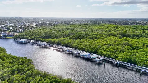 9907 SE Osprey Pointe Drive Hobe Sound FL 33455