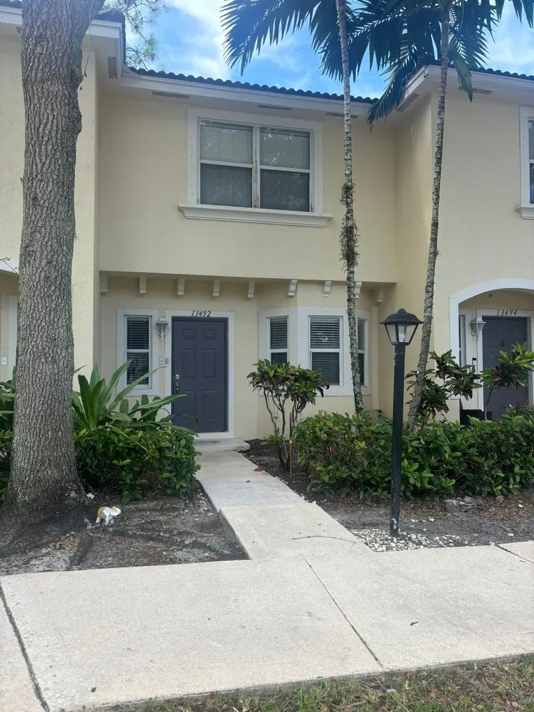 13492 Old Englishtown Road Wellington FL 33414