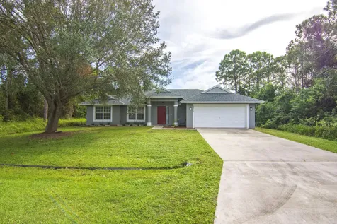 6447 NW Foxglove Street Port St Lucie FL 34986
