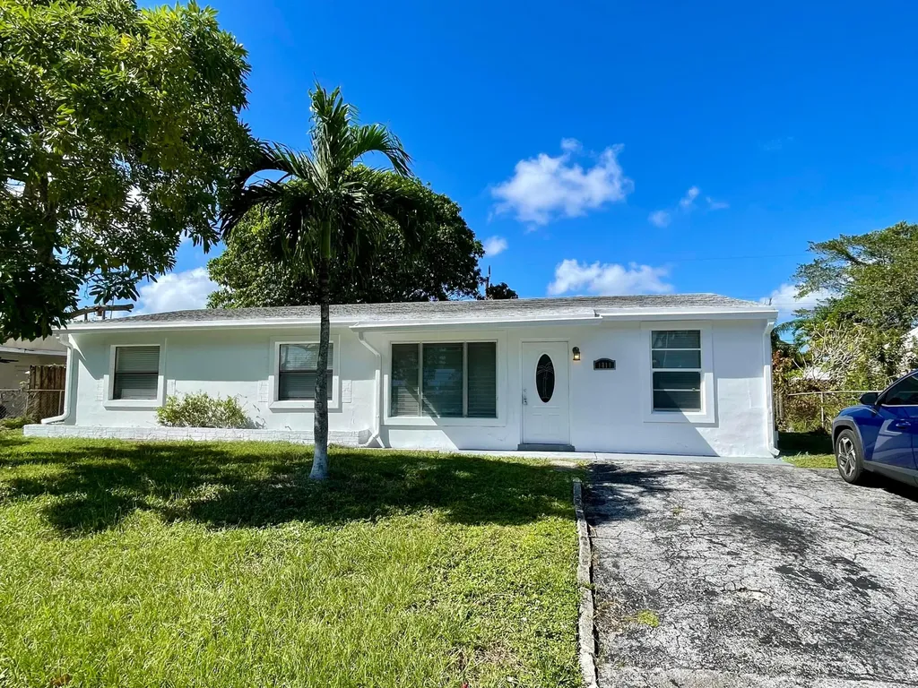 1811 SW 63rd Terrace North Lauderdale FL 33068