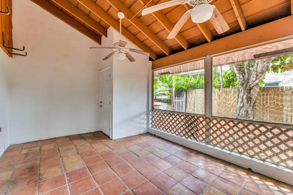 1912 NE 6th Street Deerfield Beach FL 33441