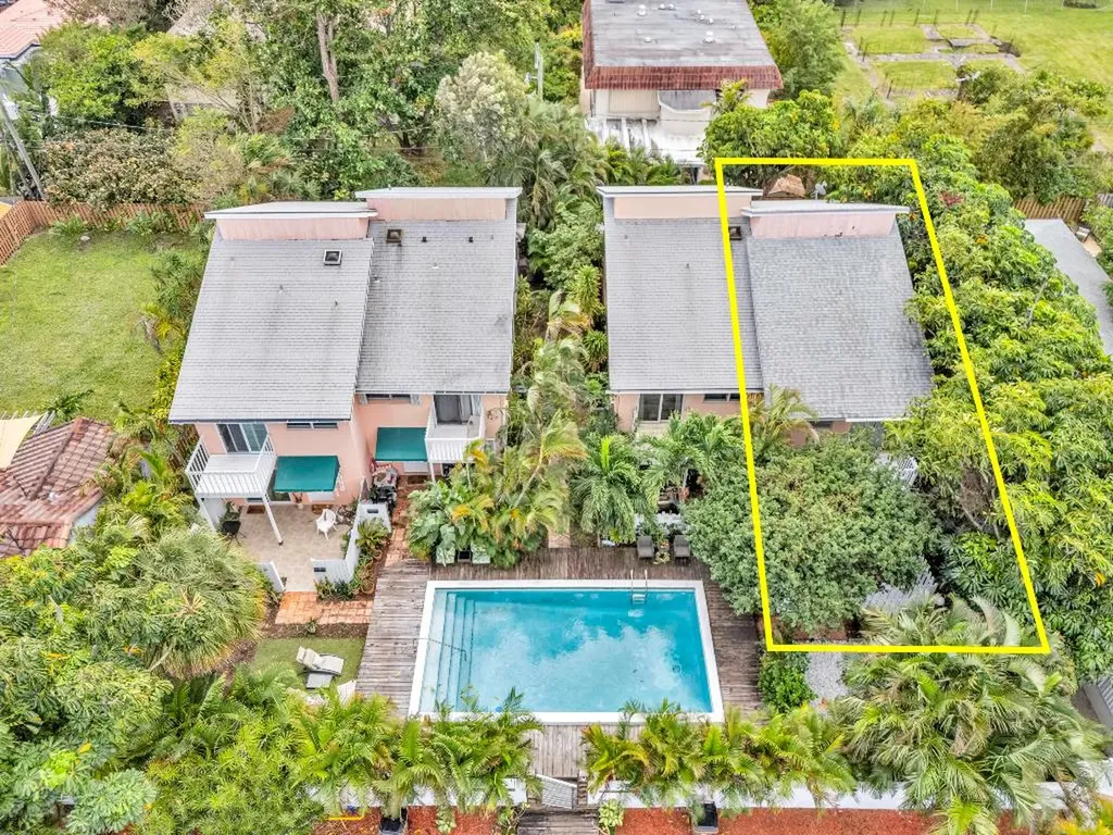 1912 NE 6th Street Deerfield Beach FL 33441