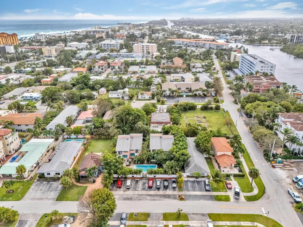 1912 NE 6th Street Deerfield Beach FL 33441