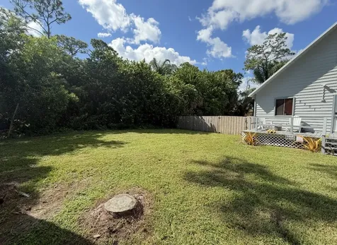 5301 Sunset Boulevard Fort Pierce FL 34982