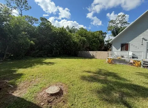 5301 Sunset Boulevard Fort Pierce FL 34982