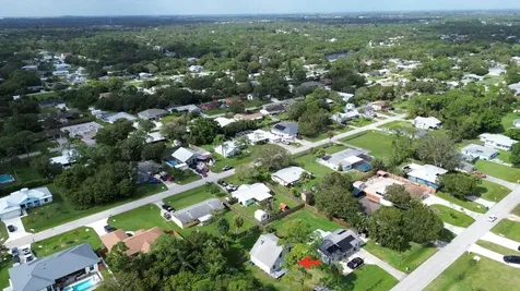 5301 Sunset Boulevard Fort Pierce FL 34982