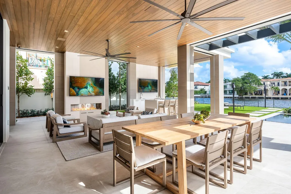 1520 Royal Palm Way Boca Raton FL 33432