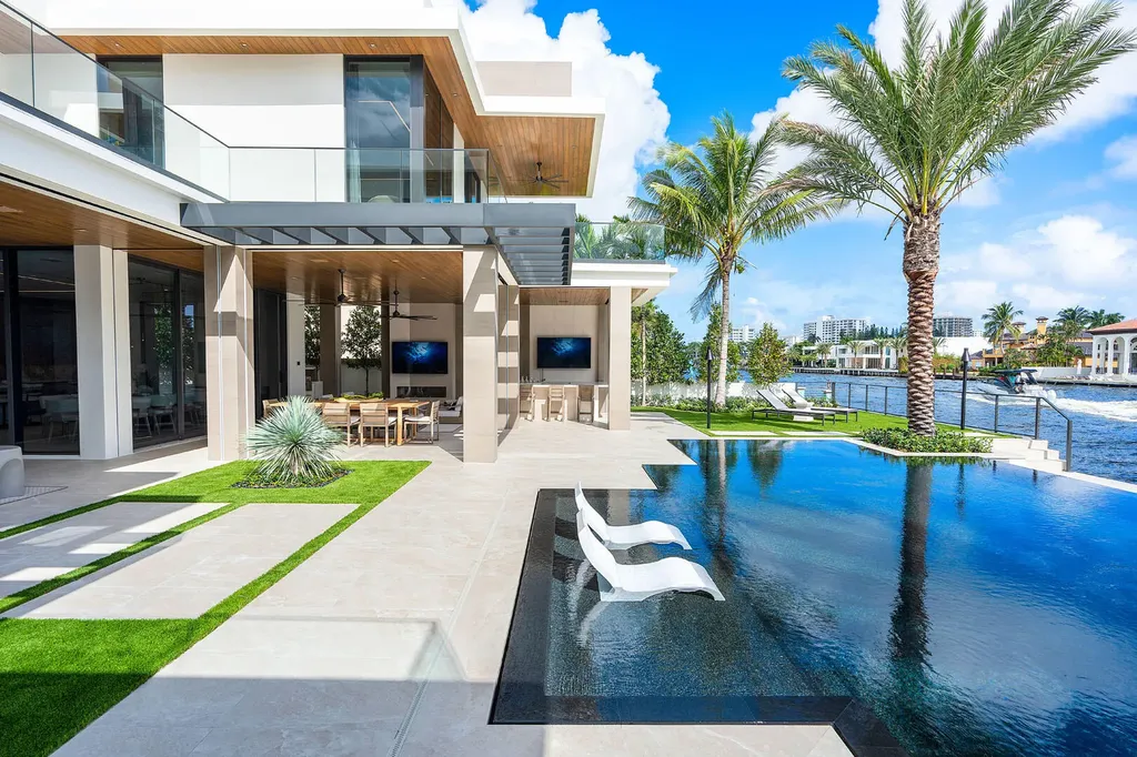 1520 Royal Palm Way Boca Raton FL 33432