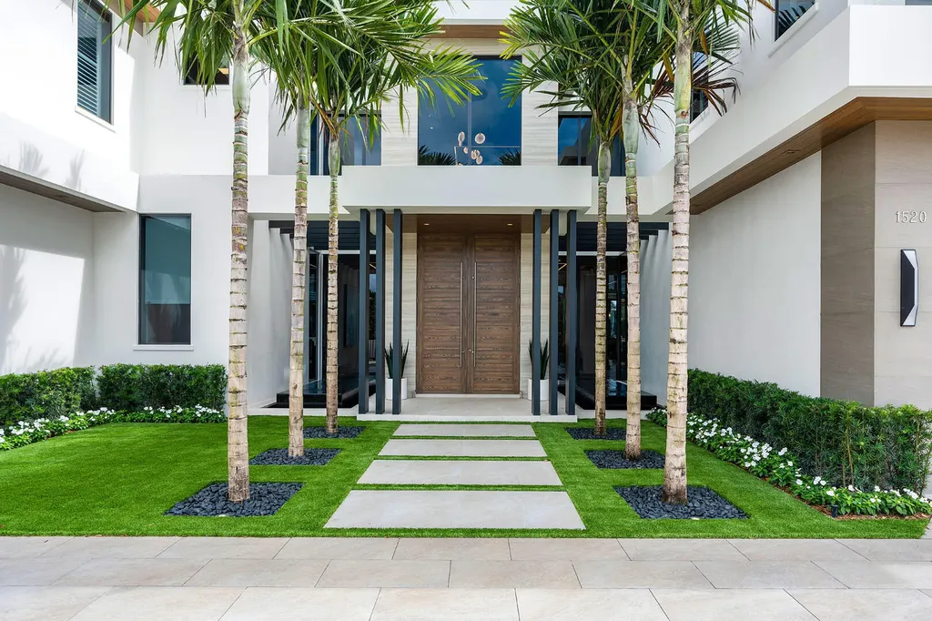 1520 Royal Palm Way Boca Raton FL 33432