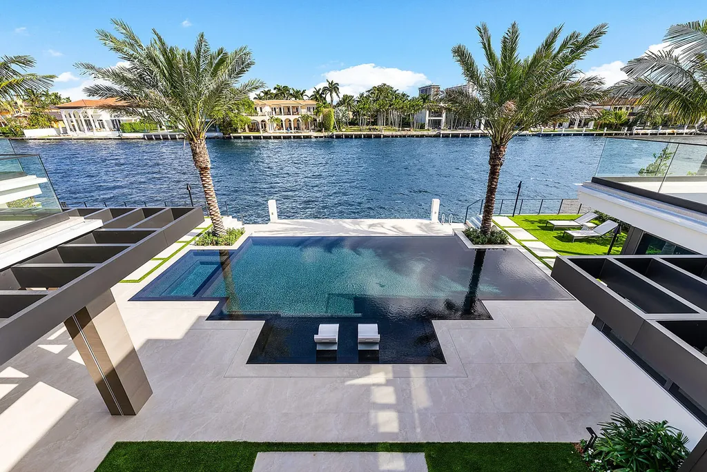 1520 Royal Palm Way Boca Raton FL 33432