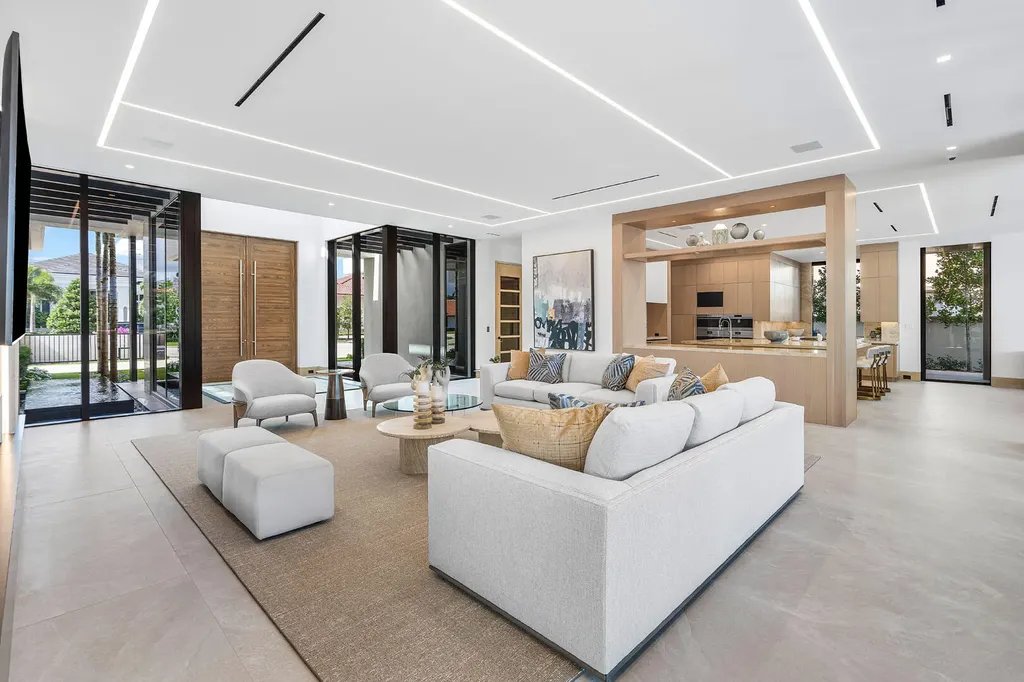 1520 Royal Palm Way Boca Raton FL 33432