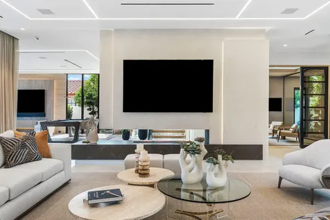 1520 Royal Palm Way Boca Raton FL 33432