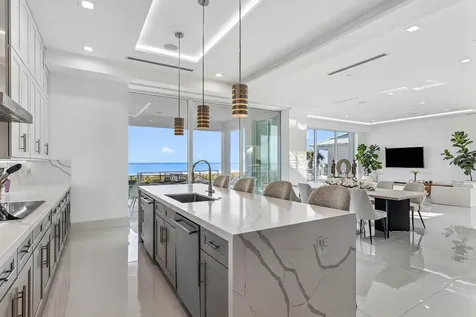 4422 N Highway A1a Hutchinson Island FL 34949