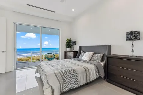 4422 N Highway A1a Hutchinson Island FL 34949