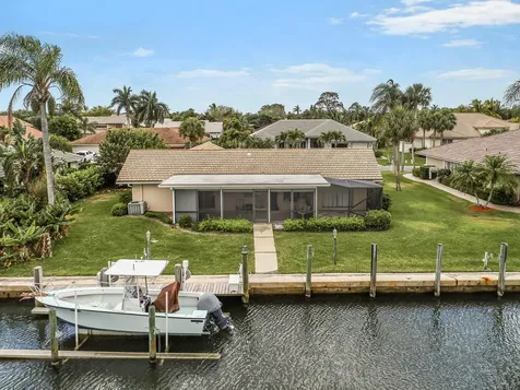 8967 SE Star Island Way Hobe Sound FL 33455