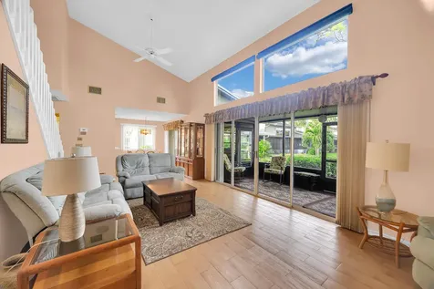 695 NE Dahoon Terrace Jensen Beach FL 34957