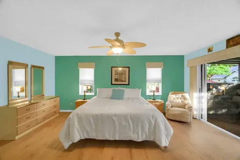 695 NE Dahoon Terrace Jensen Beach FL 34957