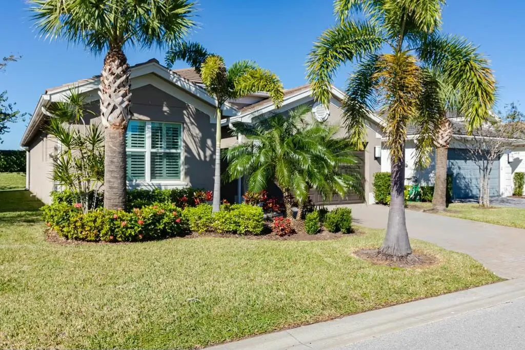 11579 SW Hawkins Terrace Port St Lucie FL 34987