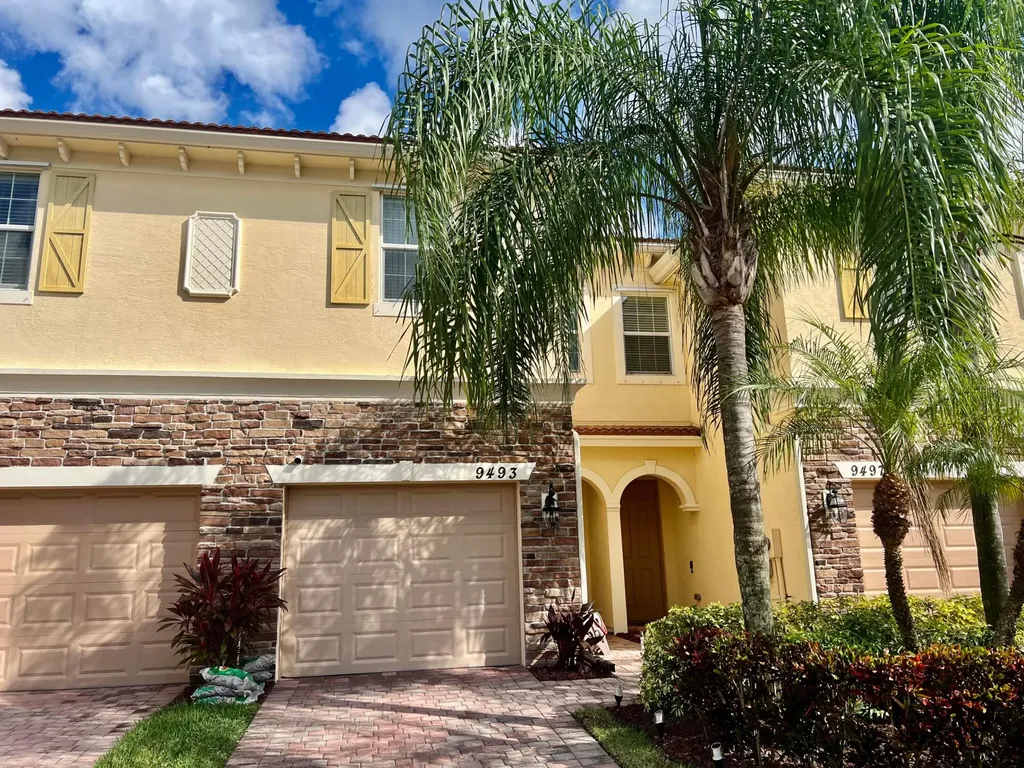 9493 SW Purple Martin Way Stuart FL 34997