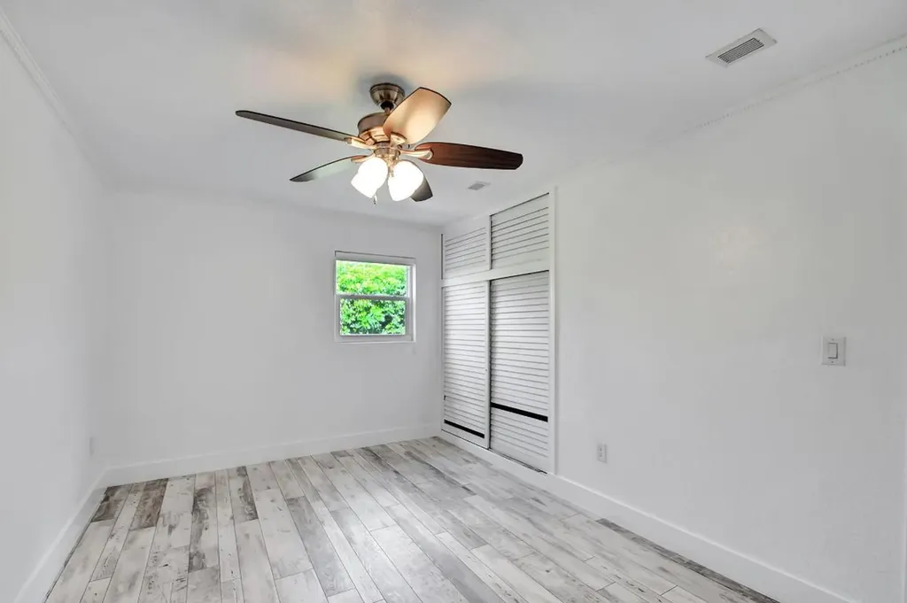 2478 Kentucky Street West Palm Beach FL 33406