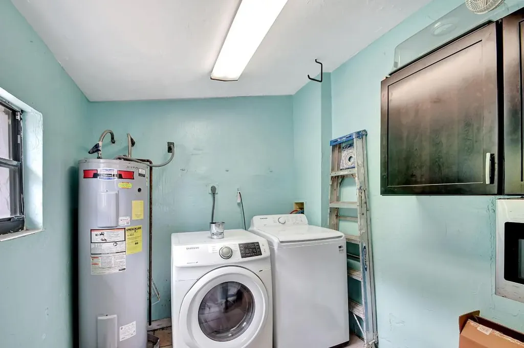 2478 Kentucky Street West Palm Beach FL 33406