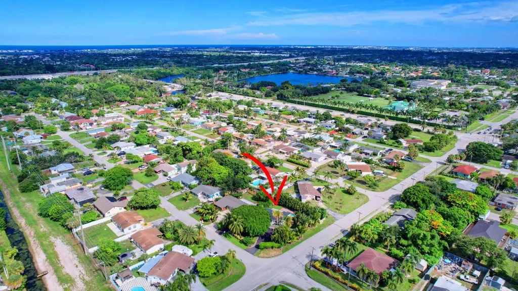 2478 Kentucky Street West Palm Beach FL 33406