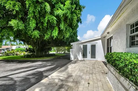 2478 Kentucky Street West Palm Beach FL 33406