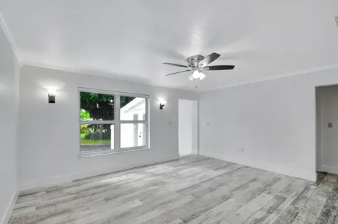 2478 Kentucky Street West Palm Beach FL 33406