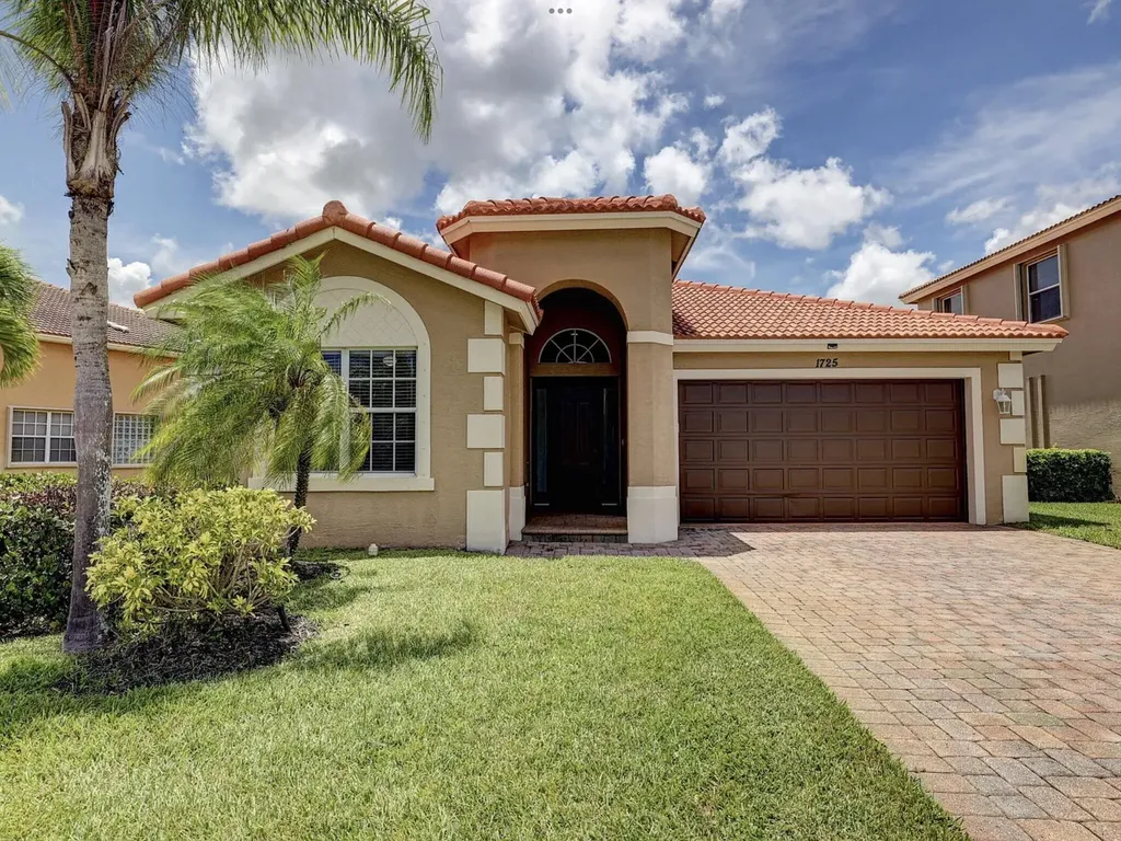 1725 SW Jamesport Drive Port St Lucie FL 34953