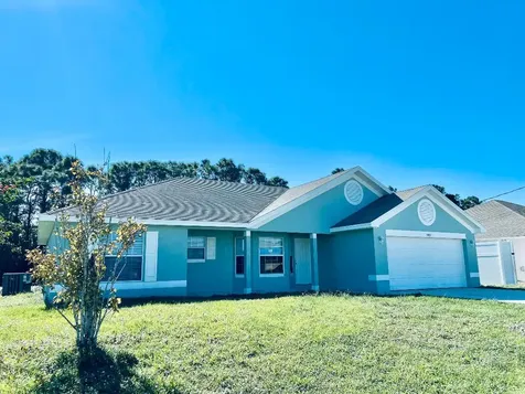 5922 NW Culebra Avenue Port St Lucie FL 34986
