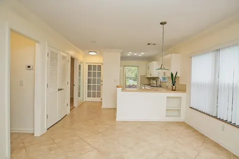 1442 SE Larkwood Circle Port St Lucie FL 34952