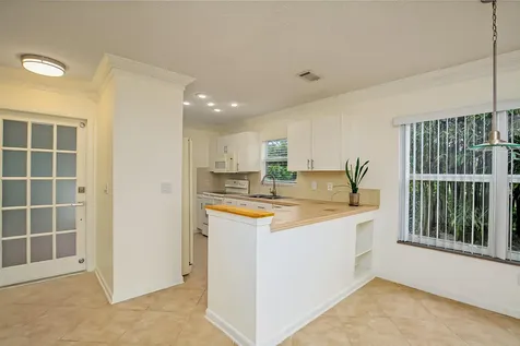 1442 SE Larkwood Circle Port St Lucie FL 34952