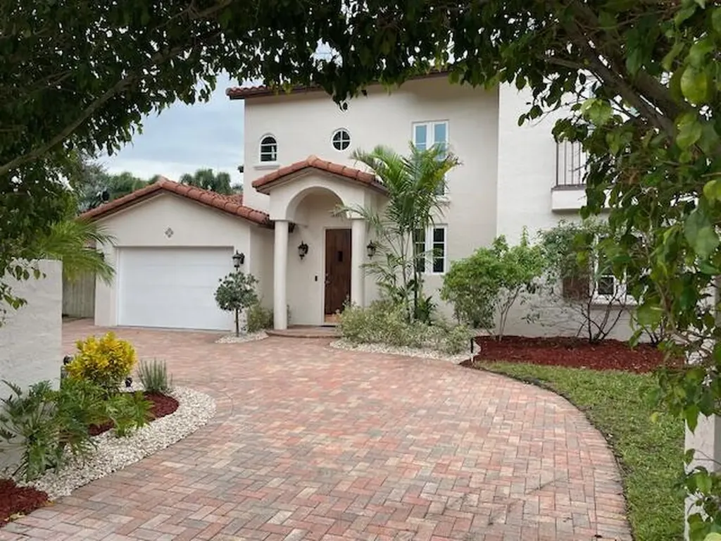 798 NW 6th Drive Boca Raton FL 33486