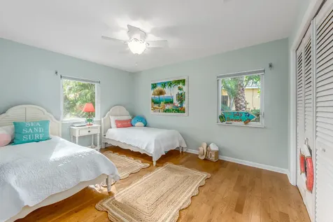 9160 SE Yacht Club Circle Hobe Sound FL 33455