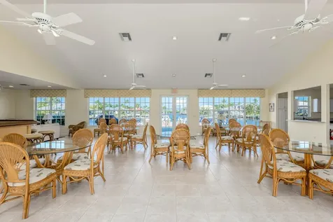 9160 SE Yacht Club Circle Hobe Sound FL 33455