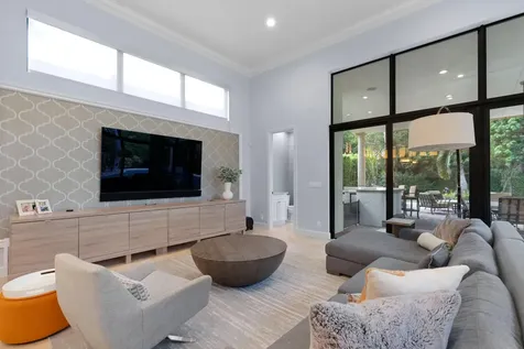 103 Remo Place Palm Beach Gardens FL 33418