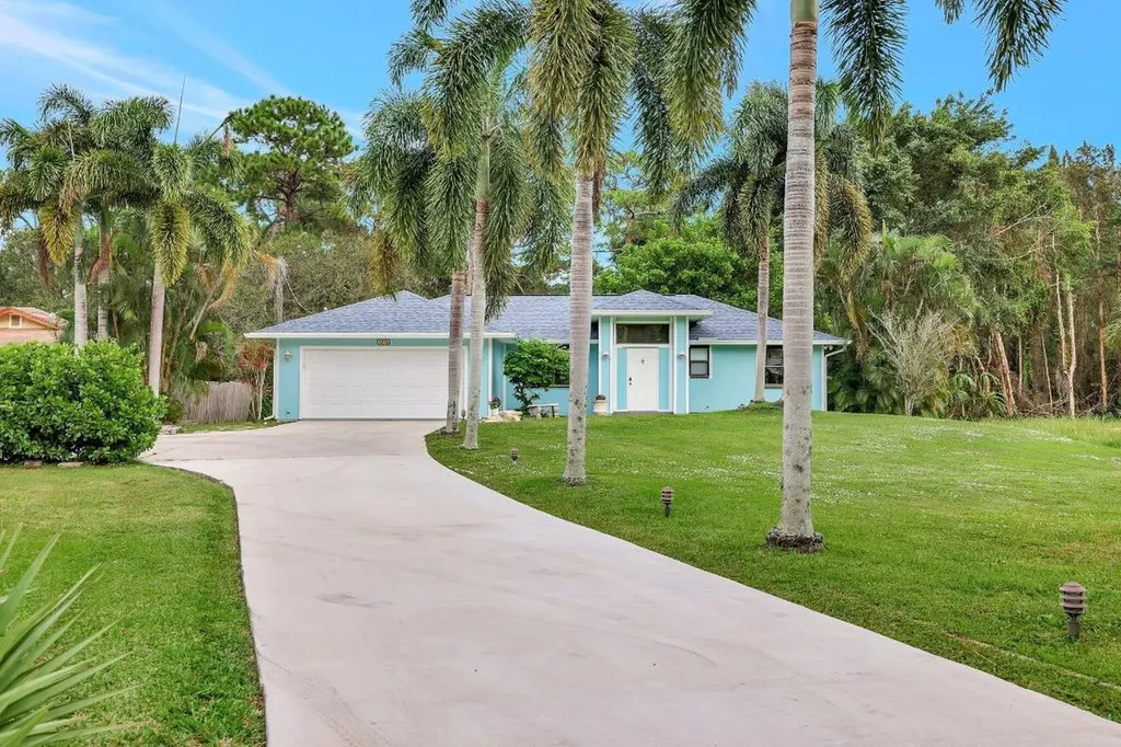 3216 Sunrise Boulevard Fort Pierce FL 34982