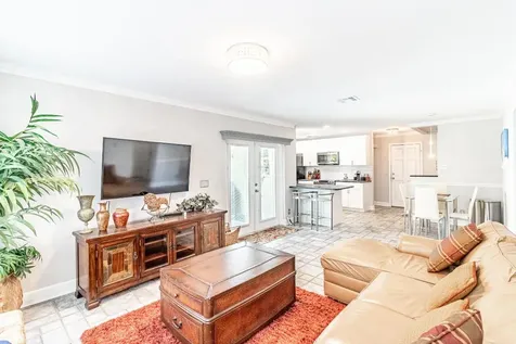 18 Meadows Park Lane Boynton Beach FL 33436
