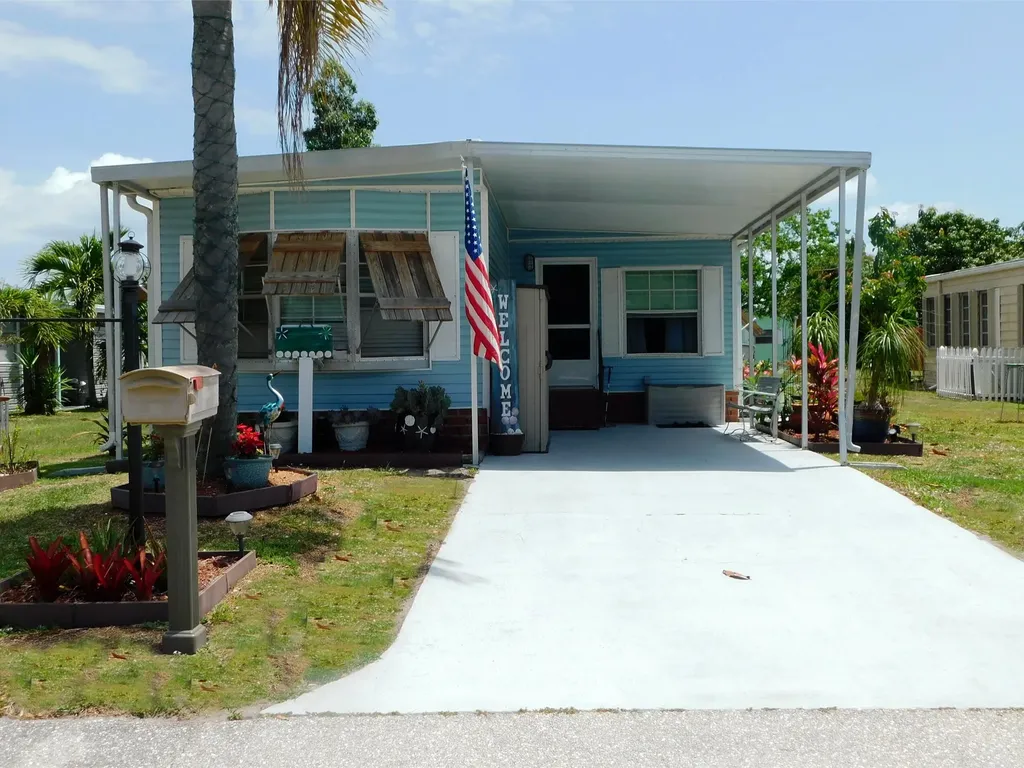 7 La Costa Lane Port St Lucie FL 34952