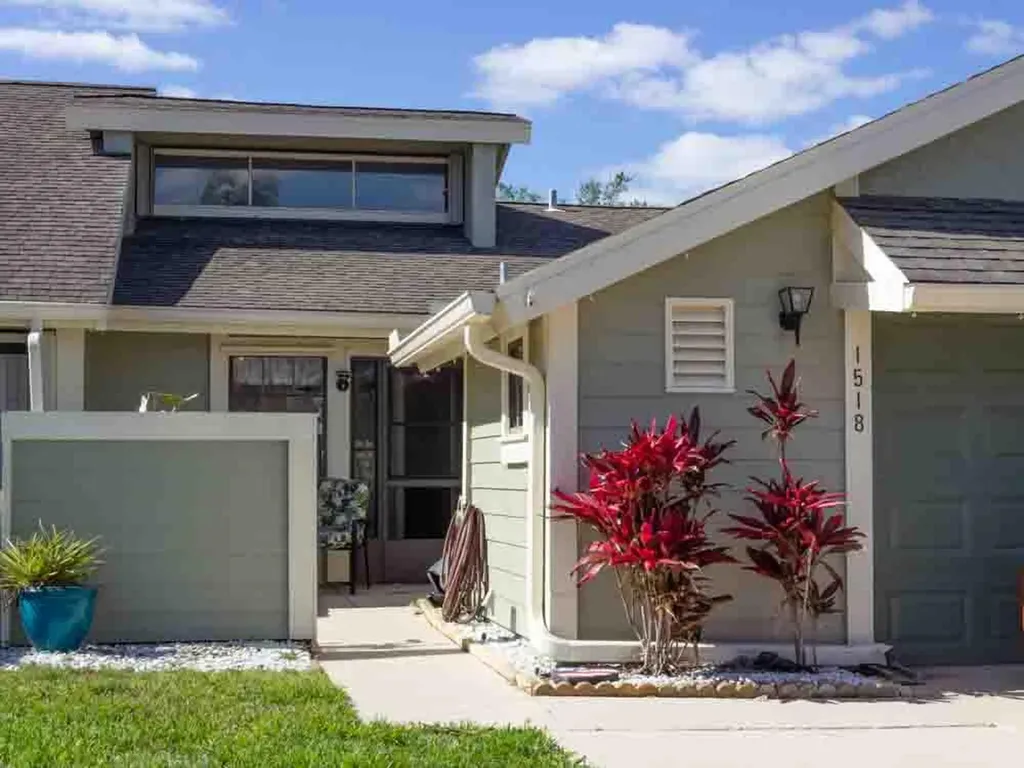1518 SE Dewberry Court Port St Lucie FL 34952