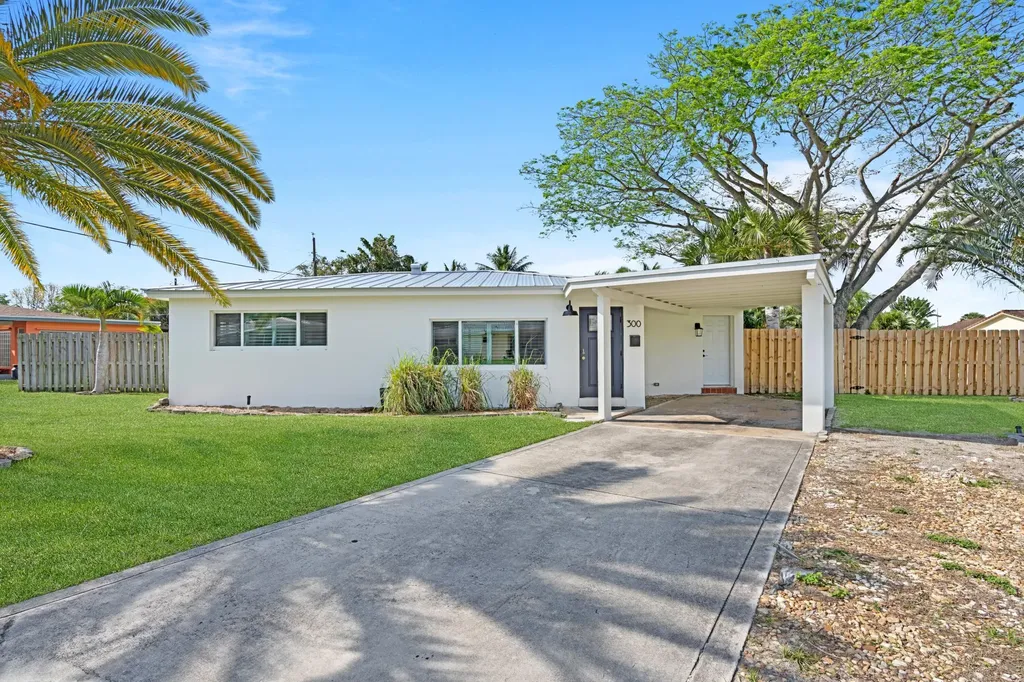 300 NE 23rd Street Boca Raton FL 33431
