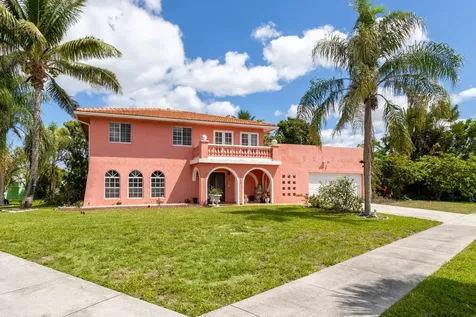 3820 Lake Osborne Drive Lake Worth Beach FL 33461